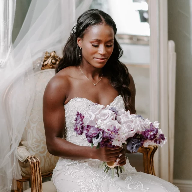 Who says you can’t have more than 1 bouquet?  Absolutely loved that the two bouquets were different but equally gorgeous! 

Venue @maderaestates 
Photographer @ivangarciastudio 
.
.
.
#bringjoy #florist #floristofinstagram #flowers #flowersofinstagram #houstonlove #love #wedding #weddings #bride #groom #houstonweddings #texas #houston #htx #houstonvenue #houstonflorist #maderaestateswedding #maderaestatesbride