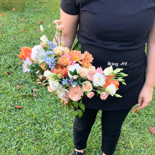 An asymetrical bouquet in the colors of spring!  We love to see it! 
.
.
.
#bringjoy #florist #floristofinstagram #flowers #flowersofinstagram #houstonlove #love #wedding #weddings #bride #groom #houstonweddings #texas #houston #htx #houstonvenue #houstonflorist